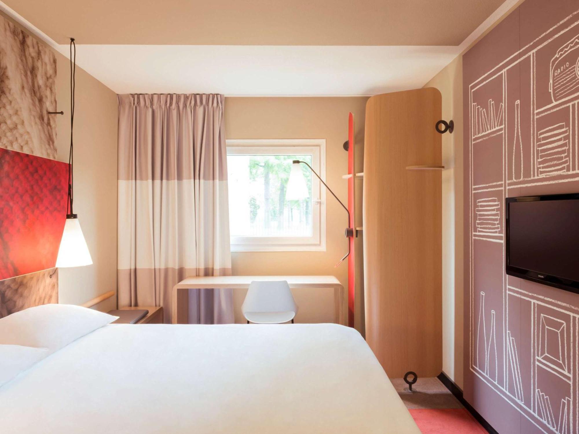 Ibis Manosque Cadarache Hotel Kültér fotó